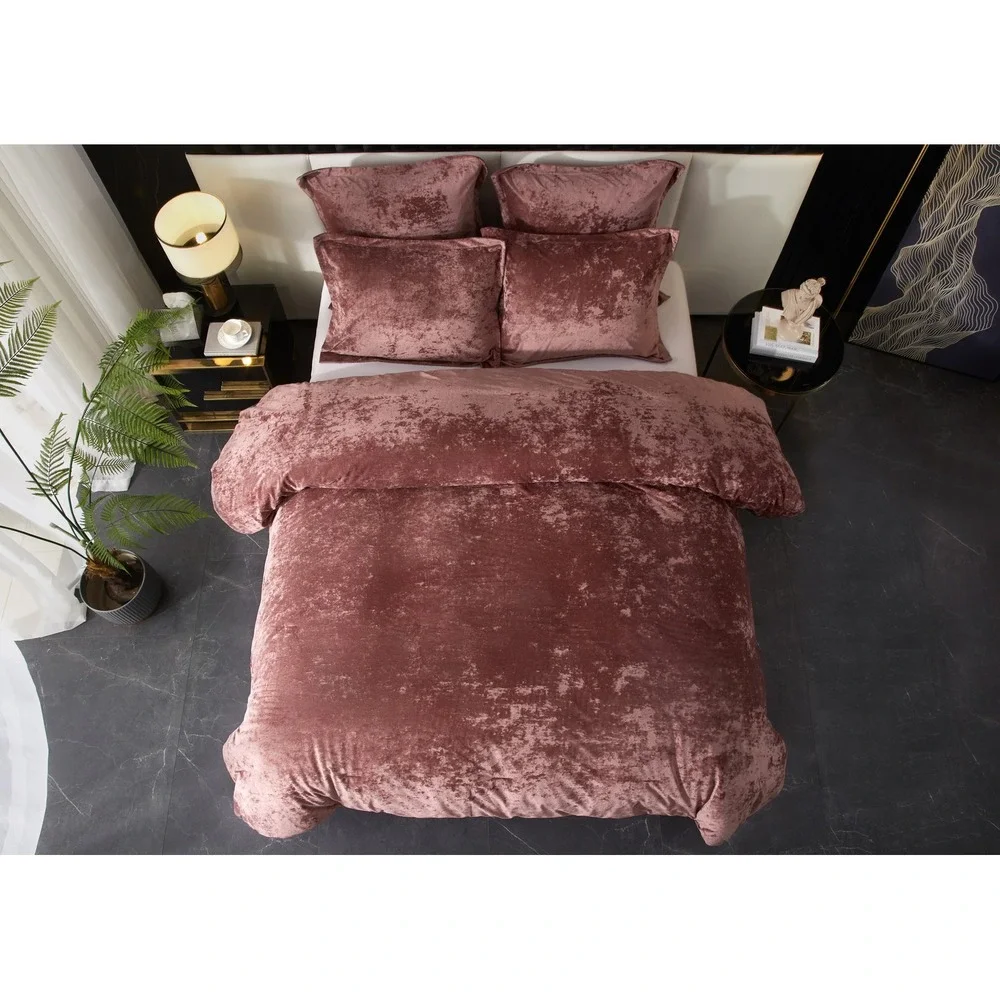 Zera Pink 100% Velvet 5 piece Comforter Set Queen